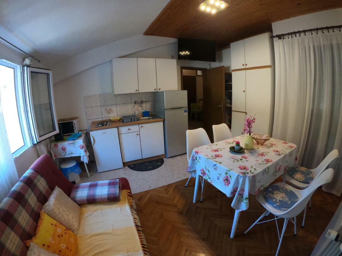 Apartments Malina Tucepi Exterior photo